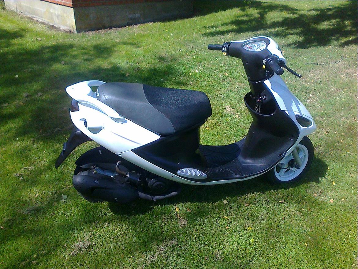 PGO Galaxy... Lavet til Konen flere billeder under pro billede 6