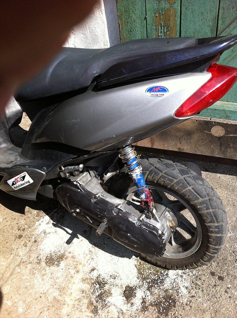 Yamaha jog r billede 6