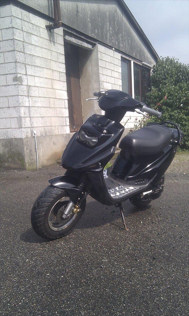 PGO Hot 50 billede 1