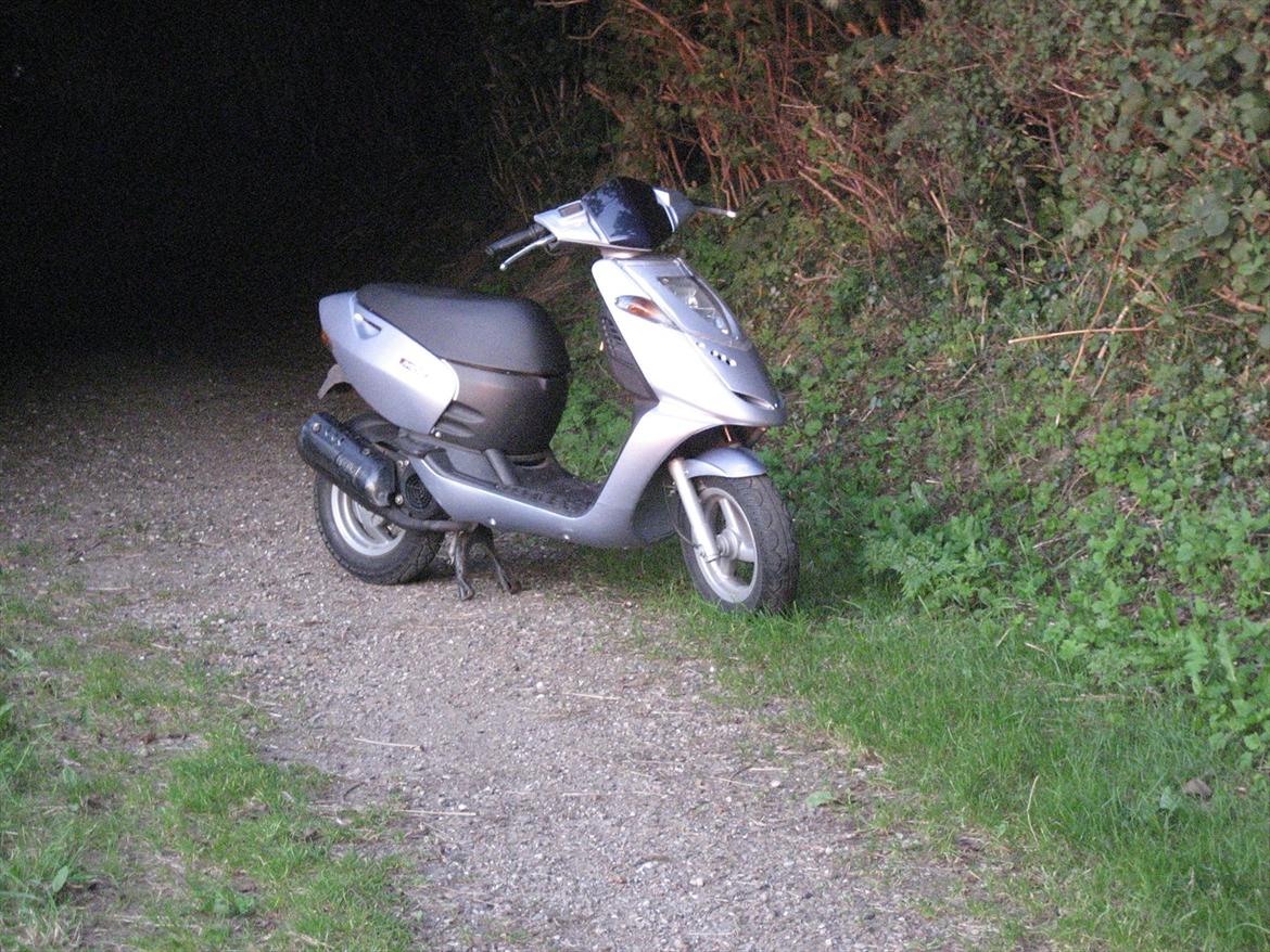 Aprilia sonic solgt billede 3