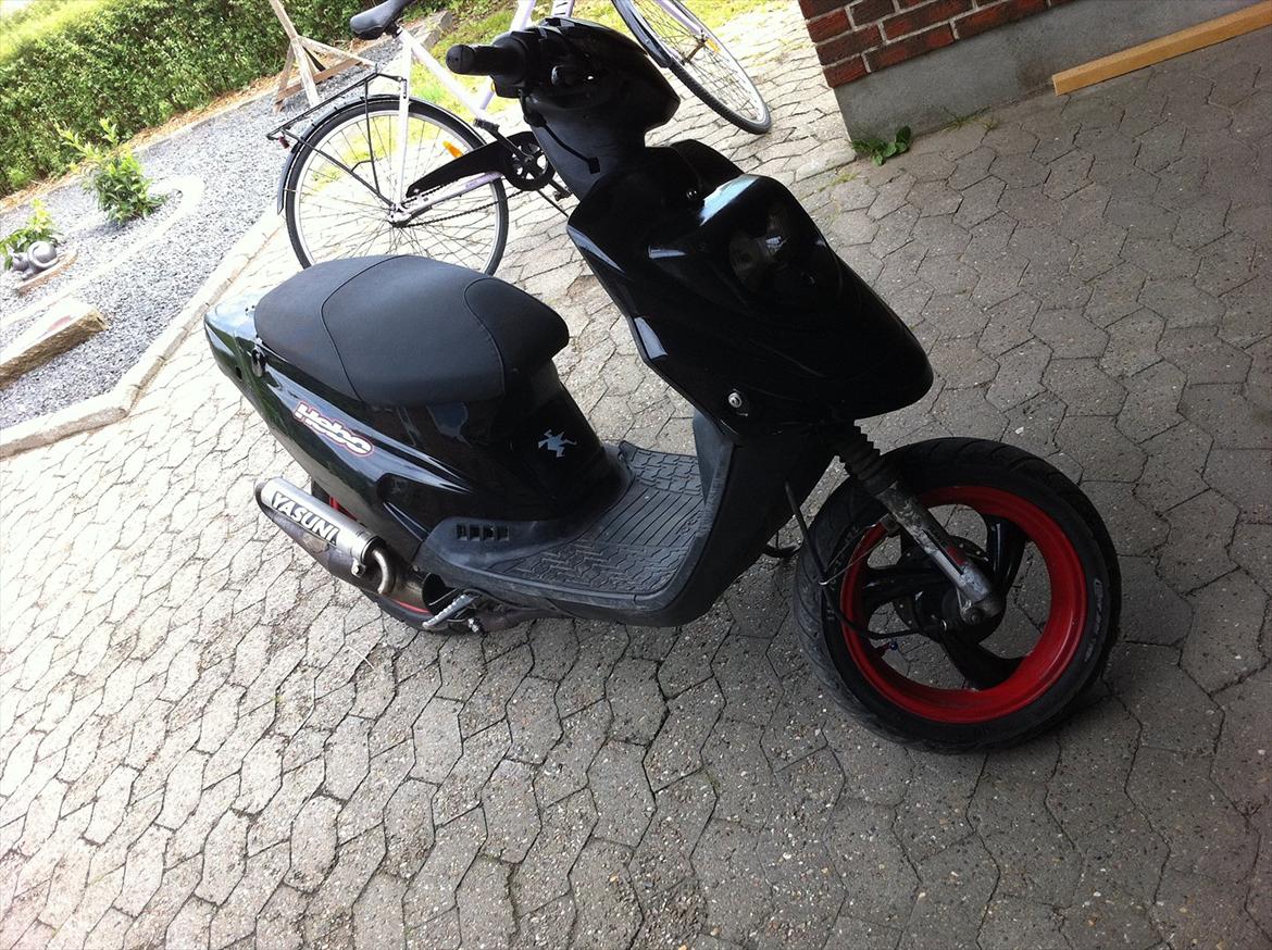 PGO Hot 50 Til salg (2500) skriv i pb :) billede 3