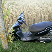 Yamaha Jog r **SOLGT**