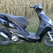 Yamaha Jog r **SOLGT**