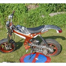 Suzuki Street Magic (Solgt)