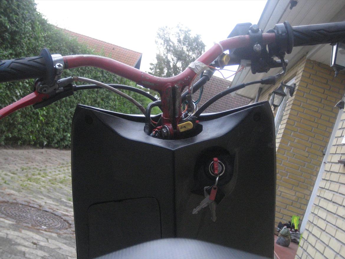 Suzuki  Estilete (til slag/bytte) billede 18