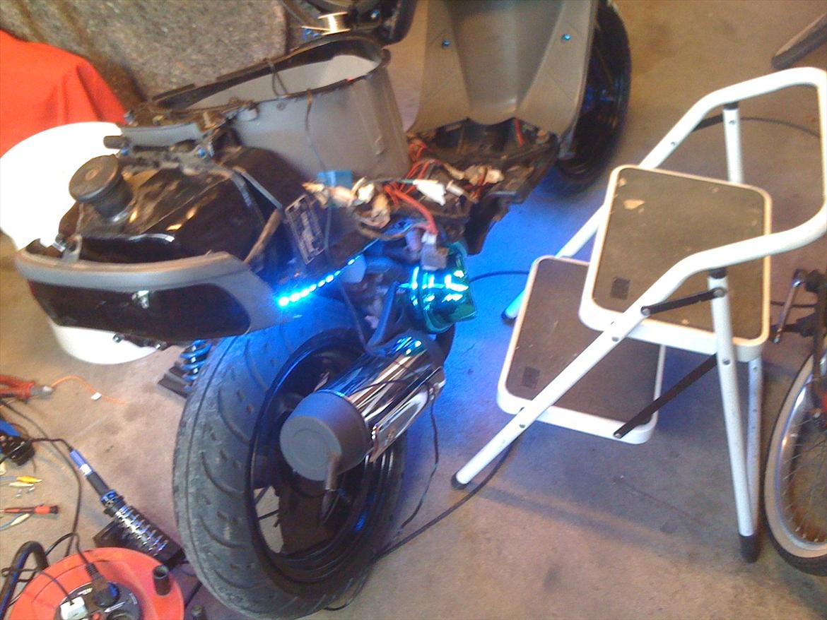 Adly Cat 50 - Jae der var lige et par ledninger der skulle fikses :-) billede 16