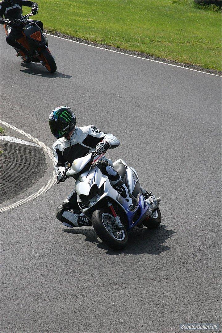 Yamaha Jog RR Solgt i dele :( vil blive savnet :'( billede 1