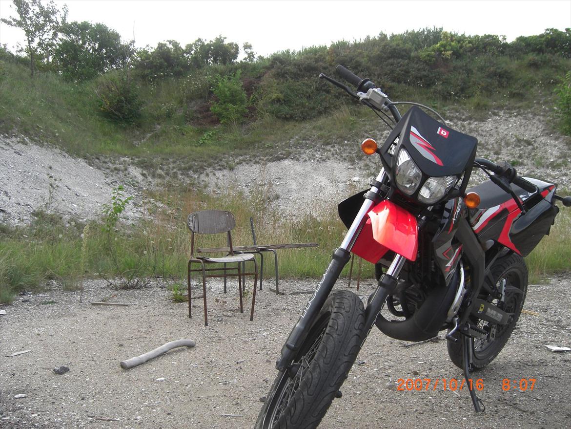 Derbi Senda Xtreme SM LC-ÐÐ SOLGT - synes det er et mega feed billede men kig de andre billeder før du bedømmer den billede 2