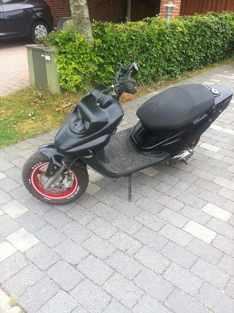 PGO Hot 50 (SOLGT) billede 1