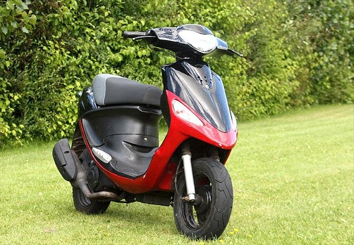 PGO Galaxy billede 1