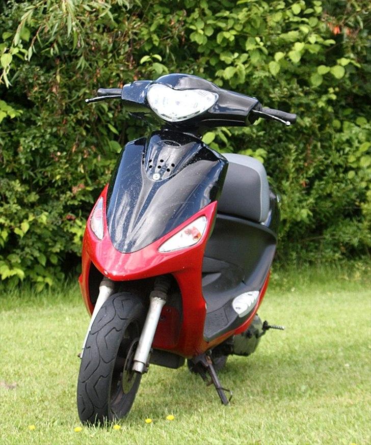 PGO Galaxy billede 2