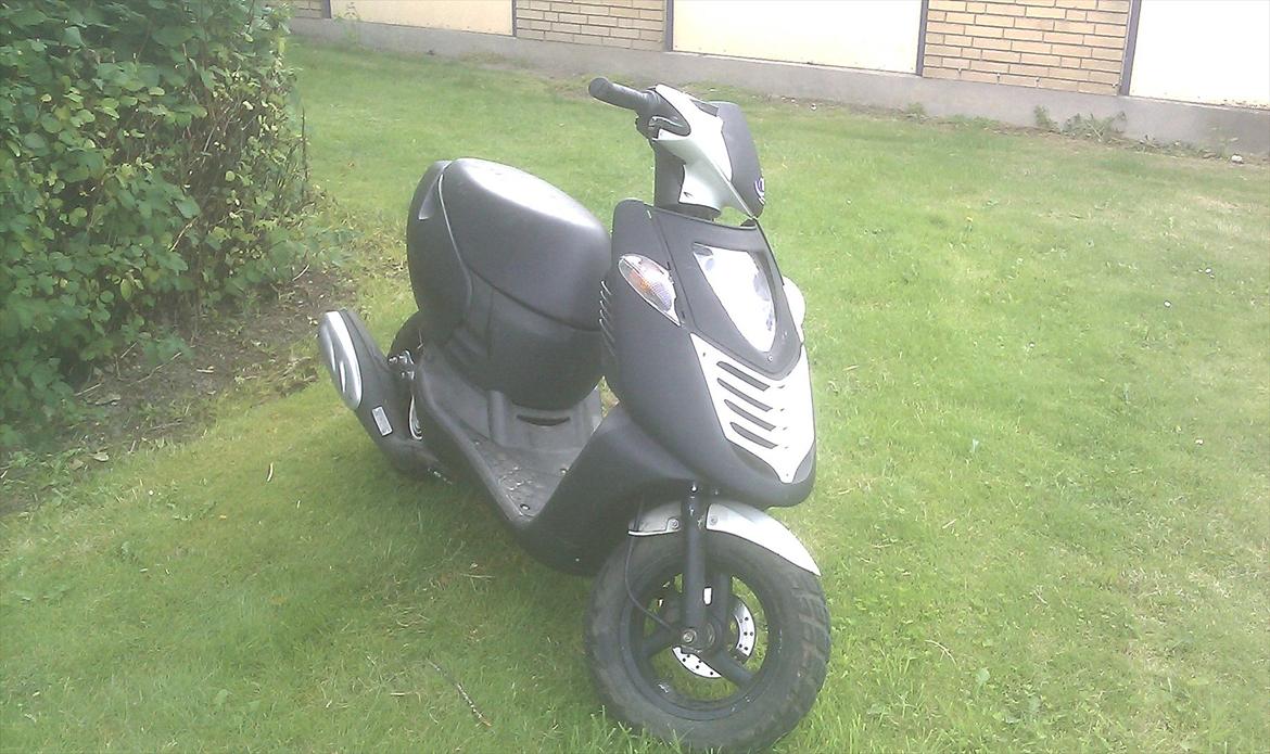 Aprilia sonic billede 3