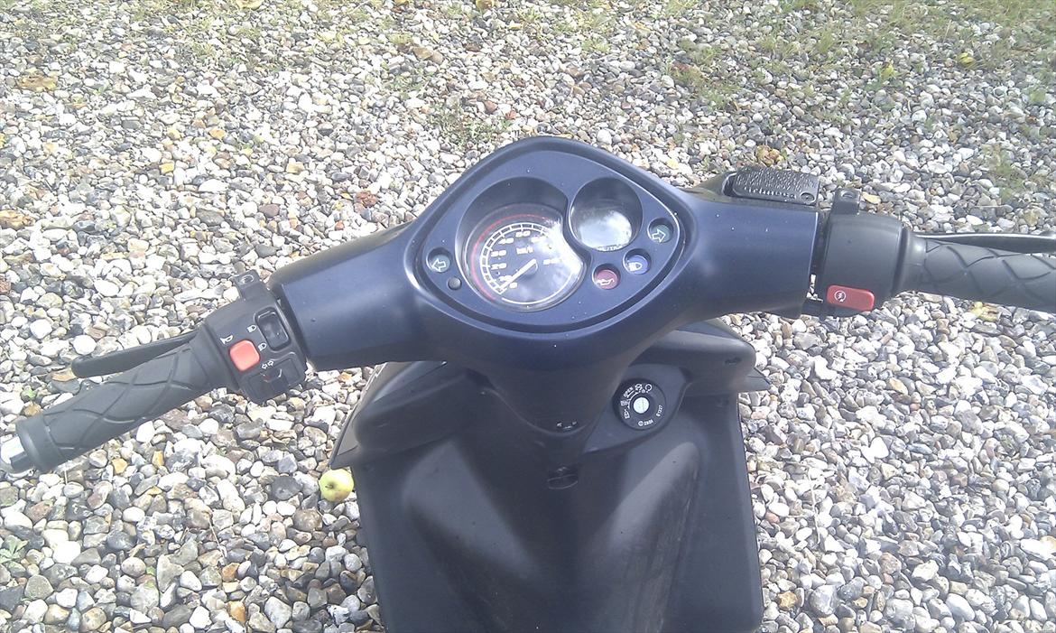 Yamaha jog r   billede 2