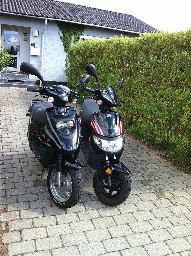 PGO big max    "MARIANNE" billede 1