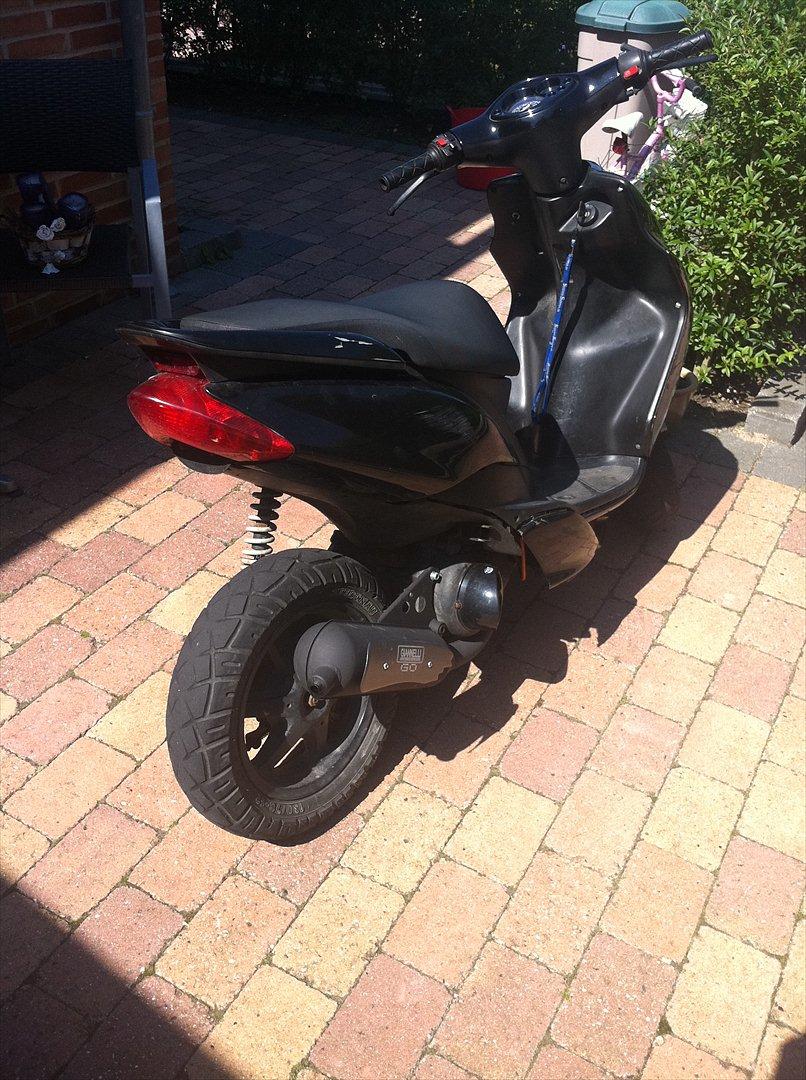 Yamaha jog R SOLGT billede 3