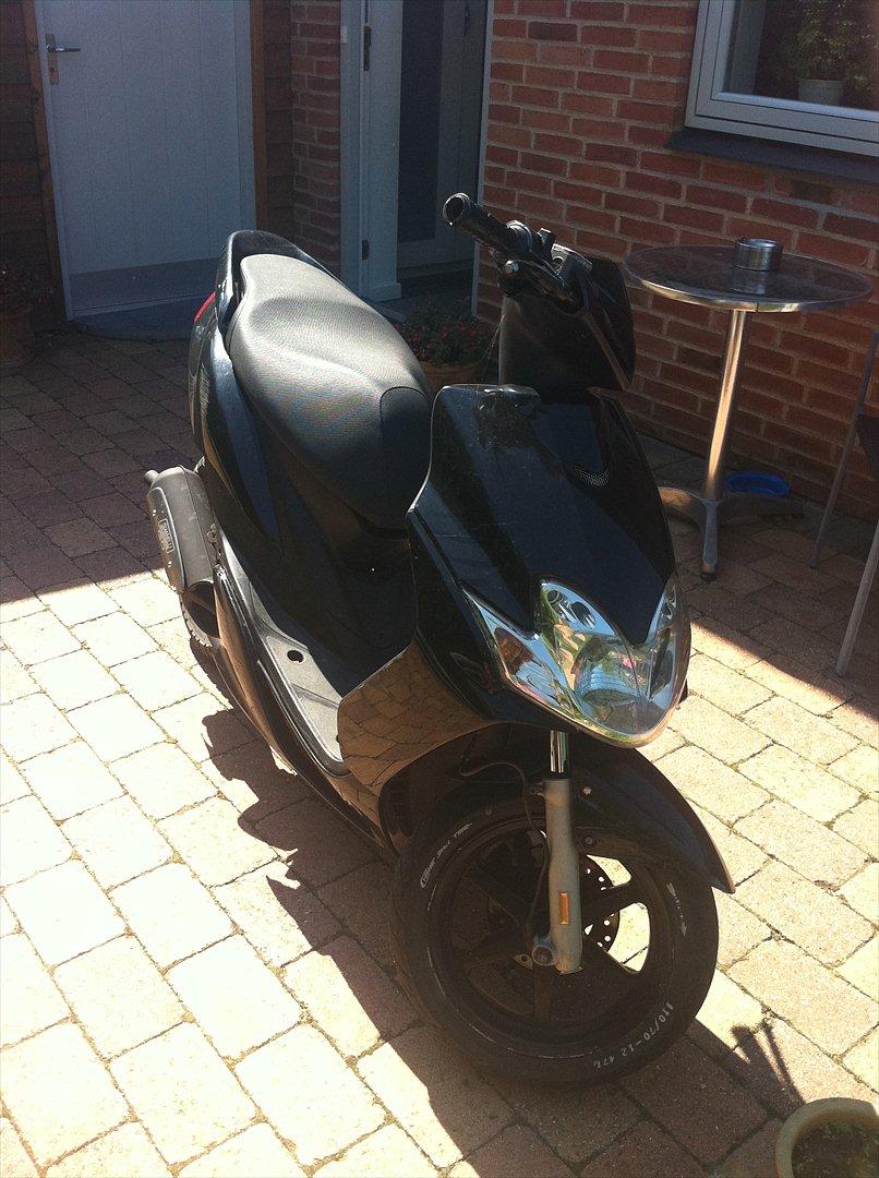 Yamaha jog R SOLGT billede 1
