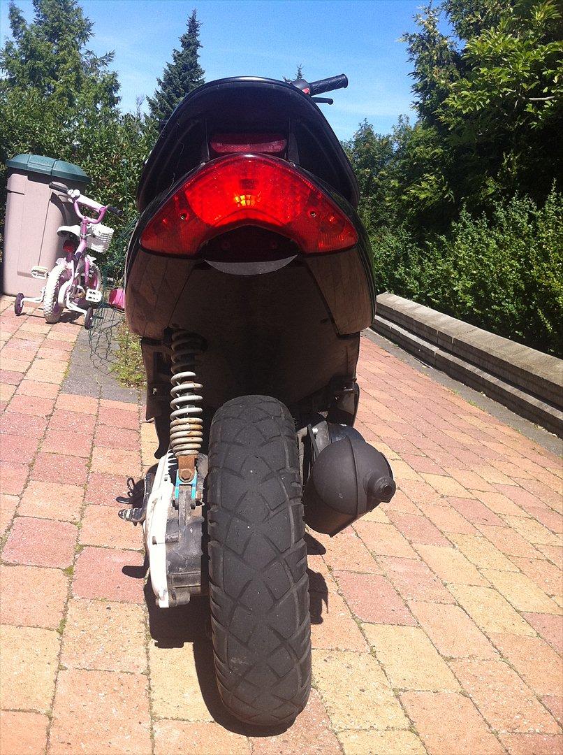 Yamaha jog R SOLGT billede 4