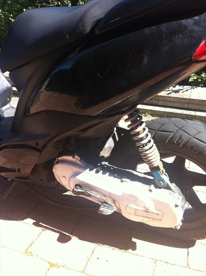 Yamaha jog R SOLGT billede 5