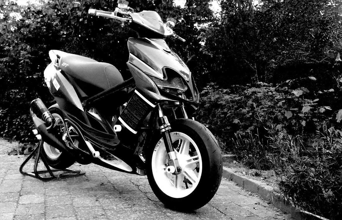 Yamaha Jog RR DD BE70 - Black'n white! billede 11