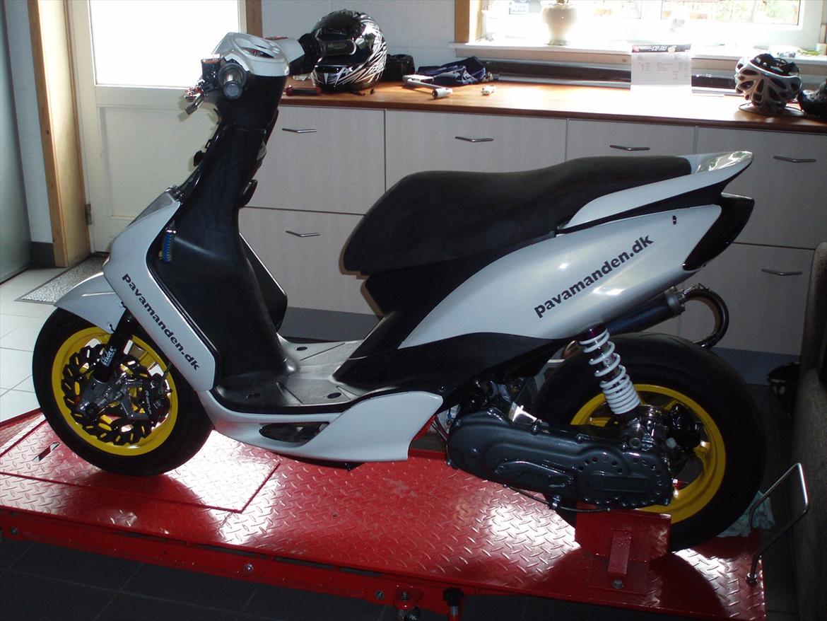 Yamaha Jog RR   bud evt. billede 12