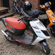 Aprilia Sonic SD