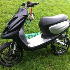 Yamaha Jog space/sr LC DD TS ll [Solgt]