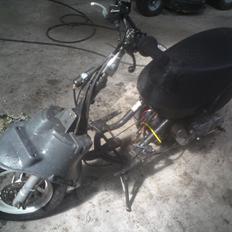 Aprilia Sonic - Projekt