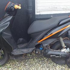 Yamaha jog r (tidl scooter)