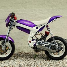 Suzuki Street Magic -solgt - 