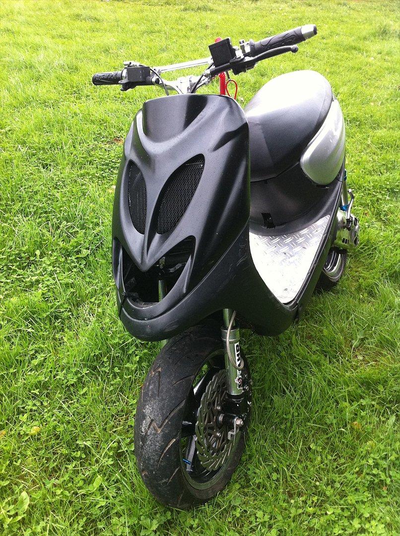 Yamaha Jog space/sr LC DD TS ll [Solgt] - Aerox Front** billede 1