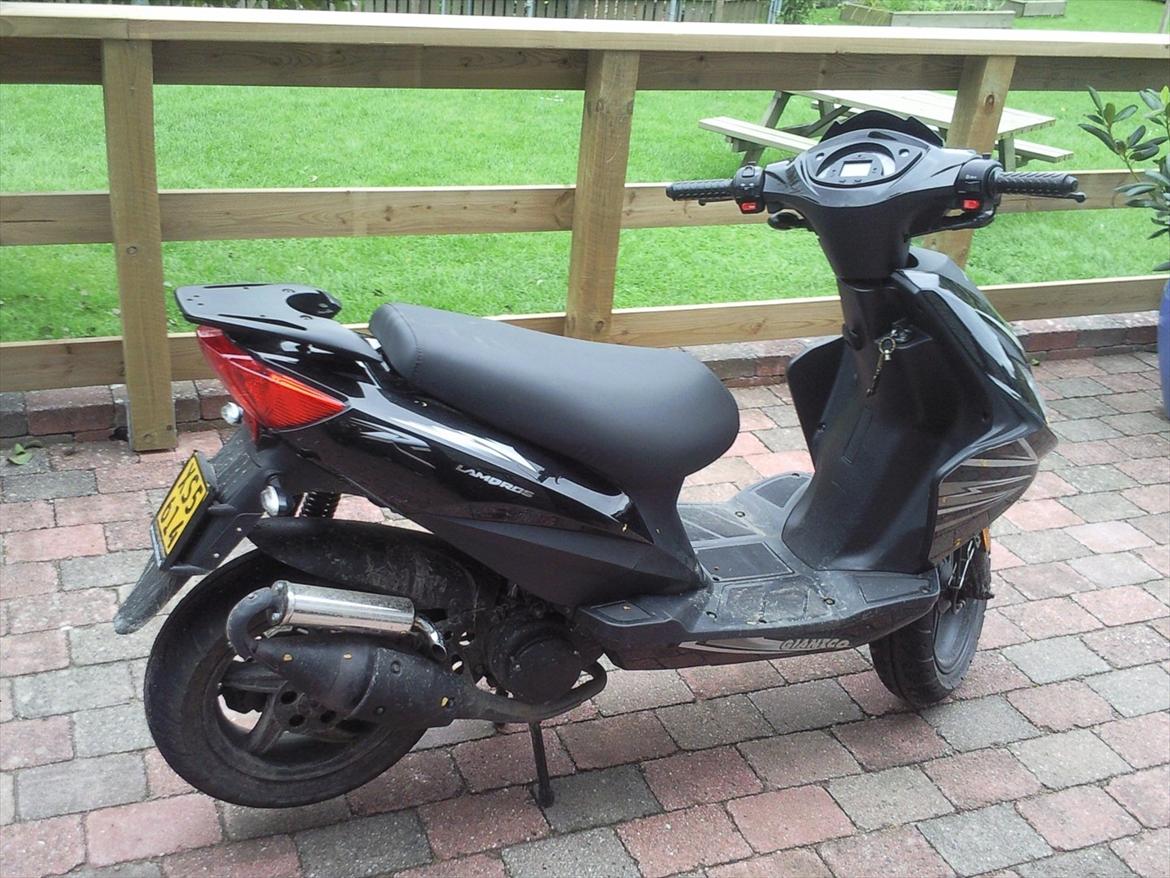 Giantco Lambros billede 2