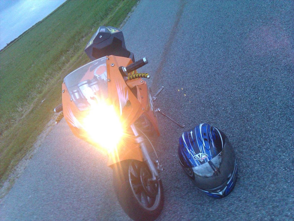 MiniBike R6  billede 1
