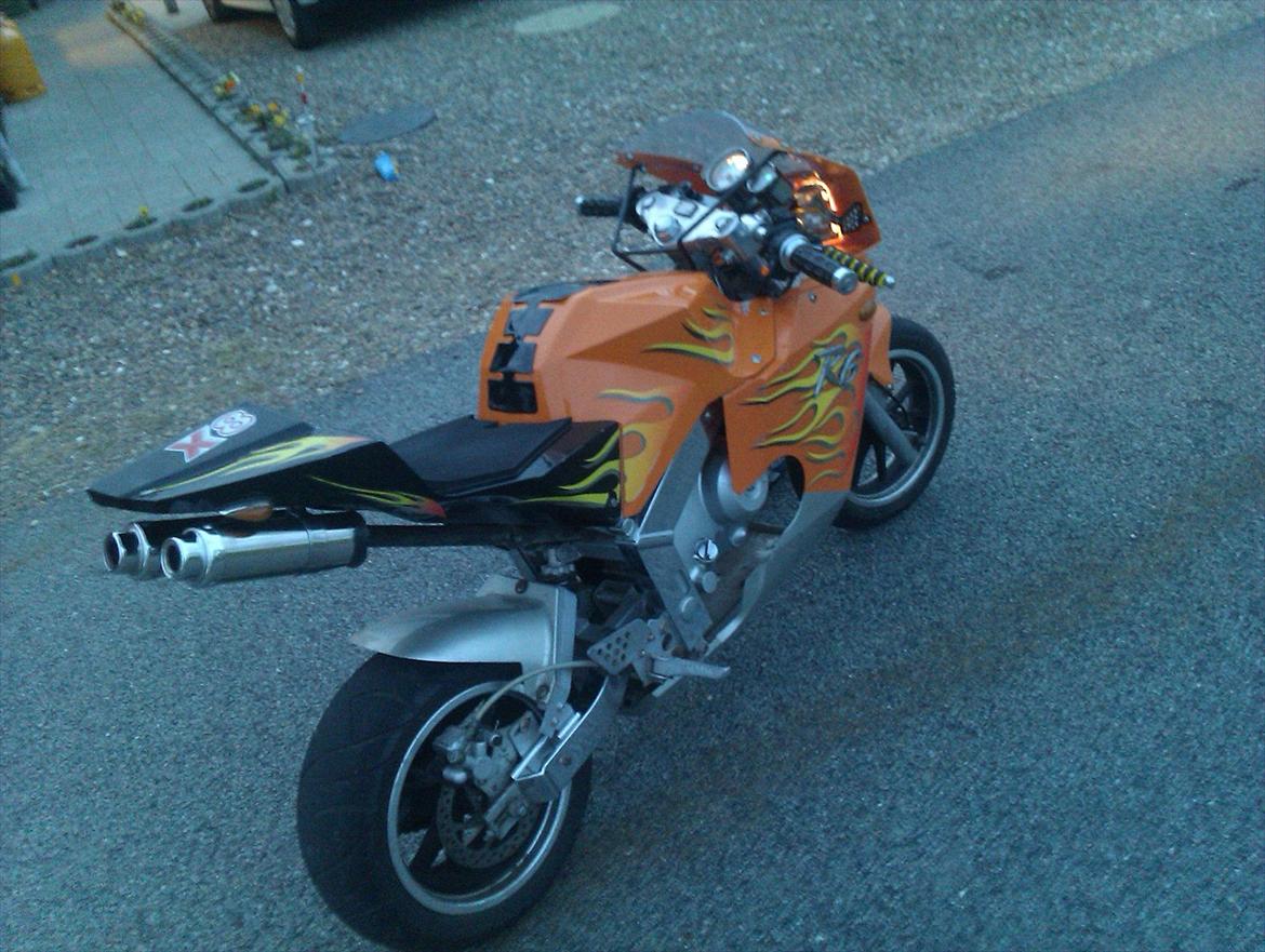 MiniBike R6  billede 4