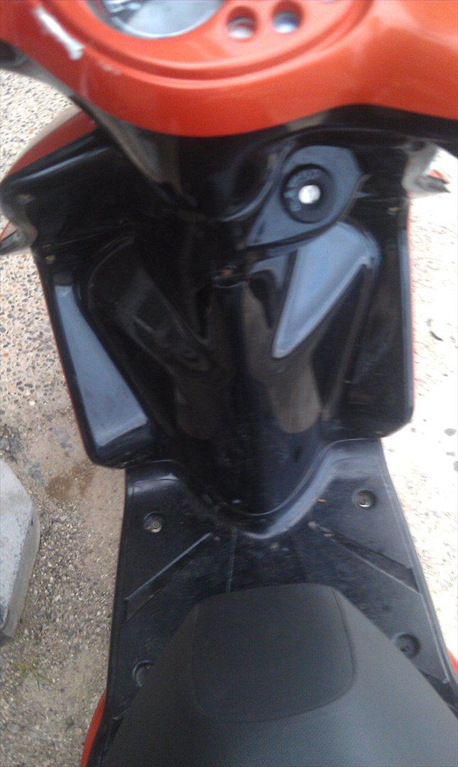 Yamaha jog R / SR 50 billede 15