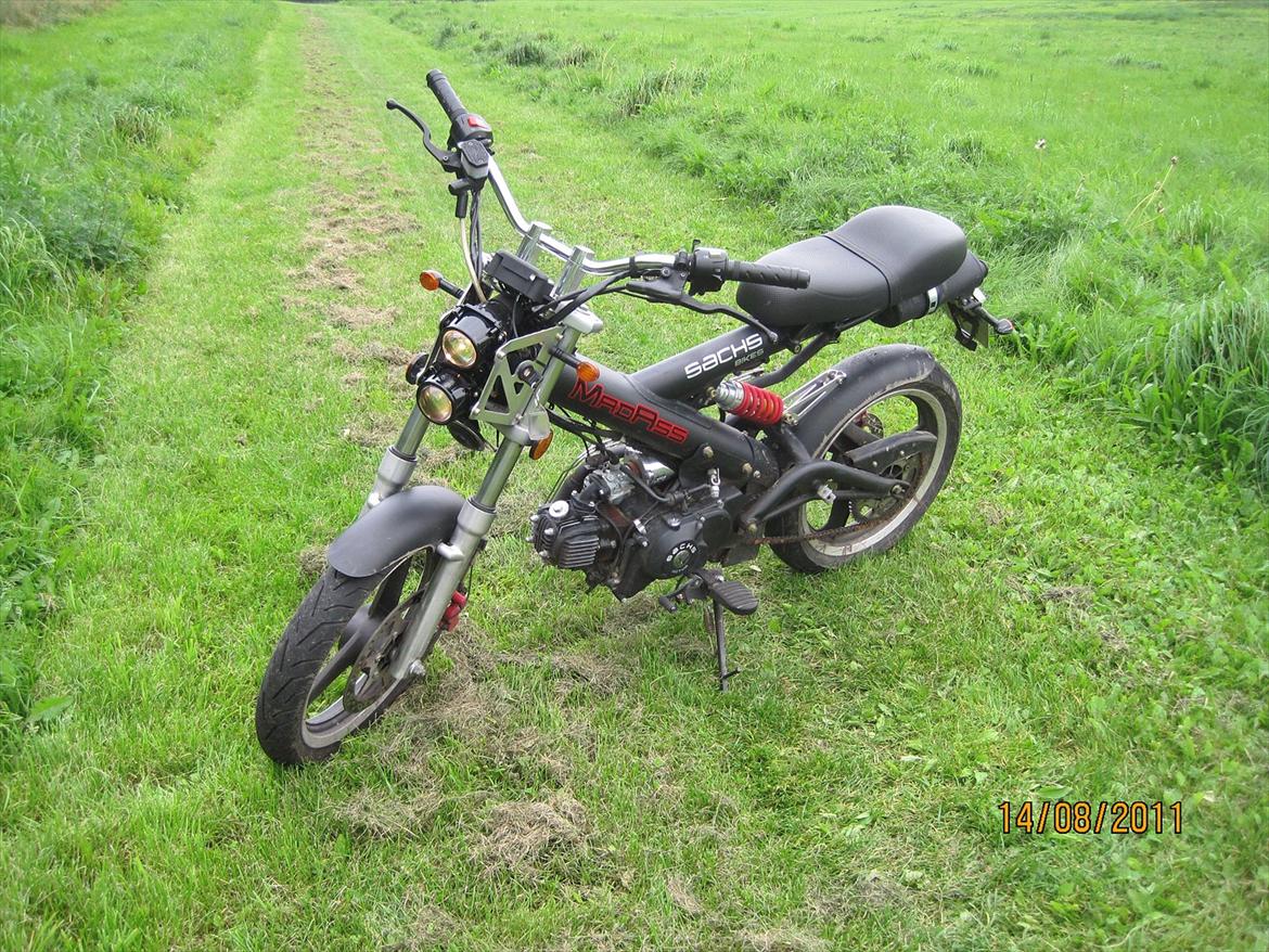 Sachs Madass billede 2