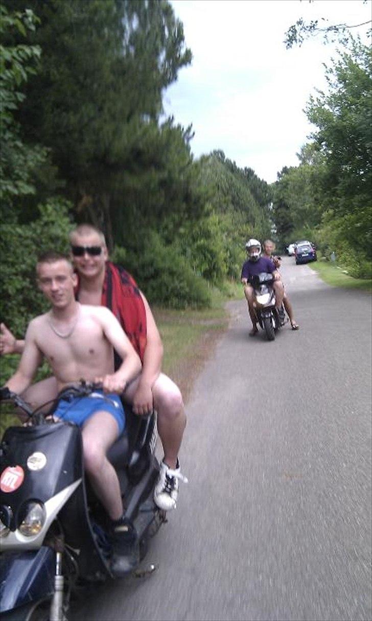 Yamaha neos billede 8