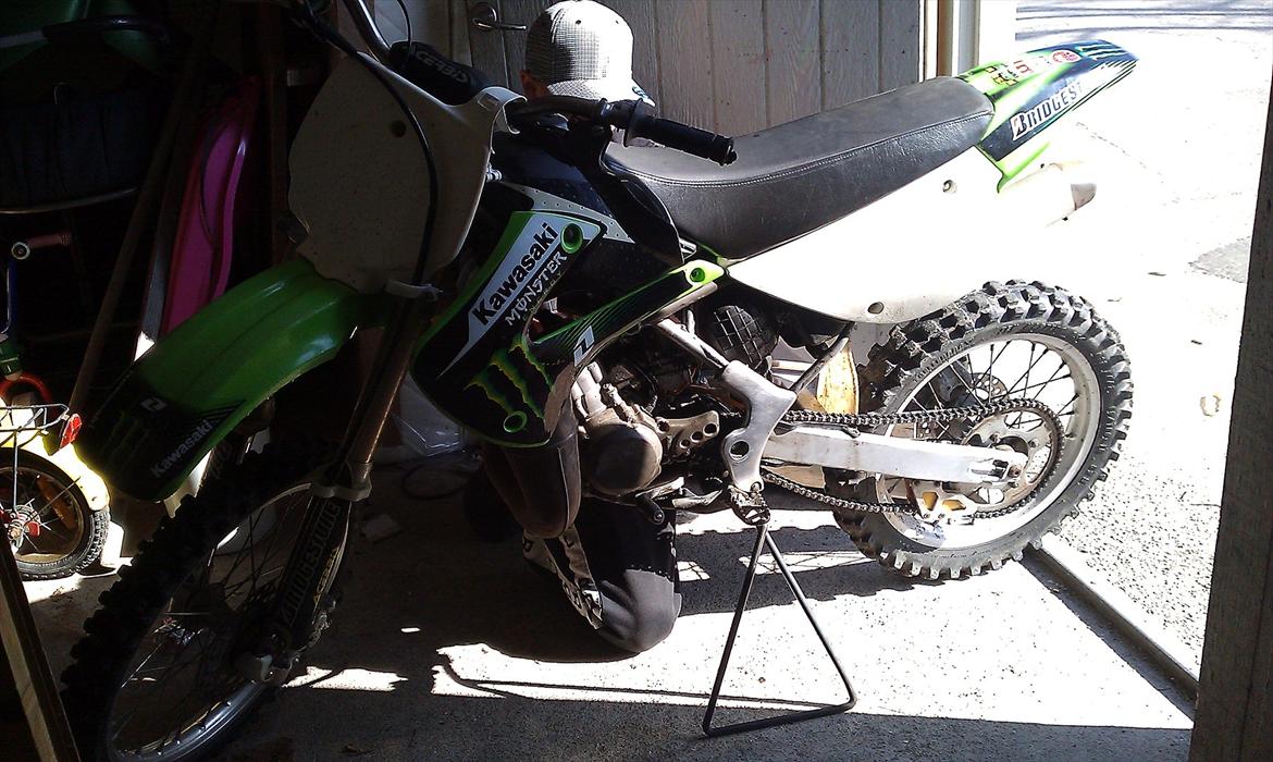 Kawasaki crosser 85 cc½ billede 4