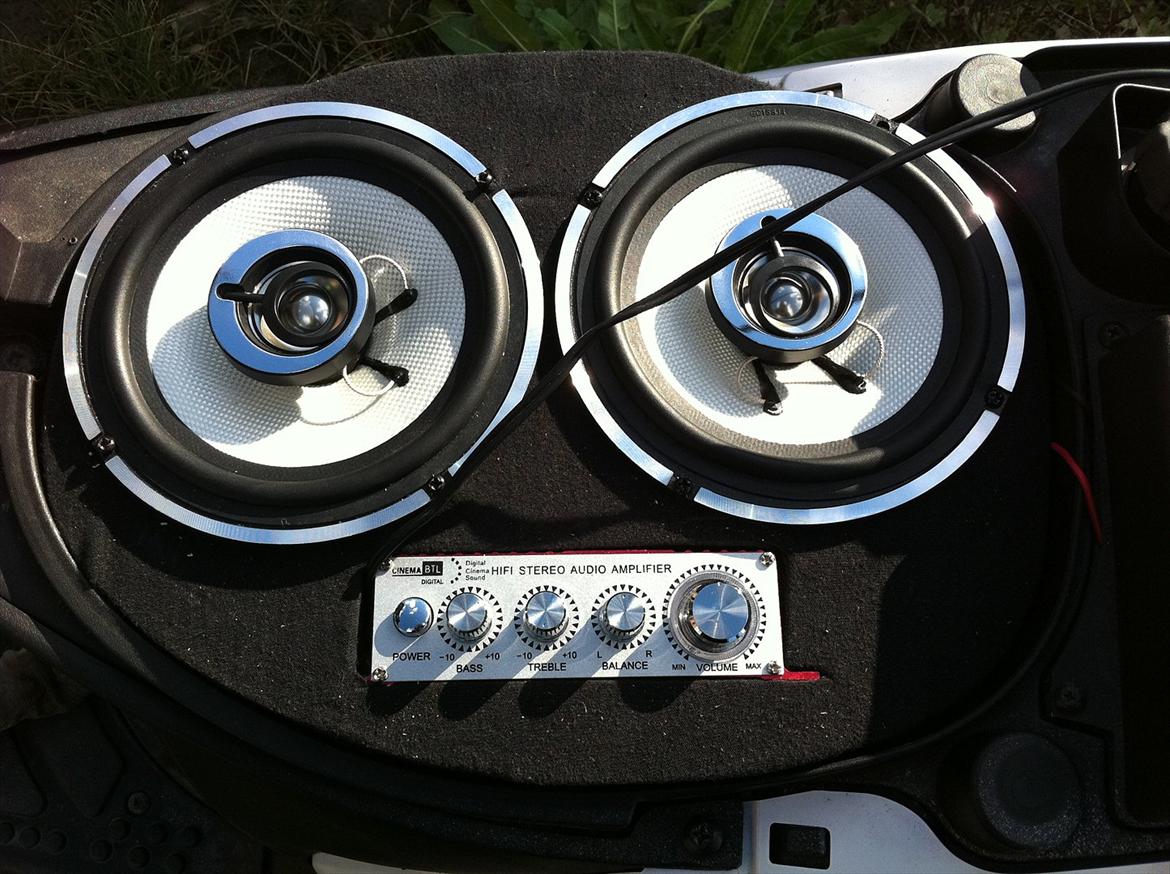 Gilera Stalker SOLGT :( - Det spiller som en drøm. Se evt. video inde på min vens scootergalleri. Nummer 3 på min venneliste. <<LassePG>> hedder han :P billede 9