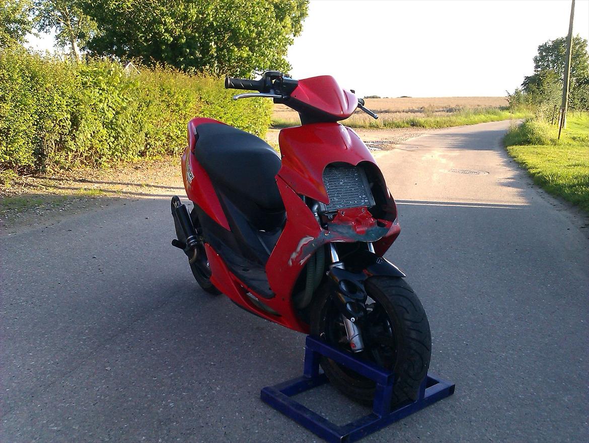 Yamaha Jog R ts t7 SOLGT billede 4