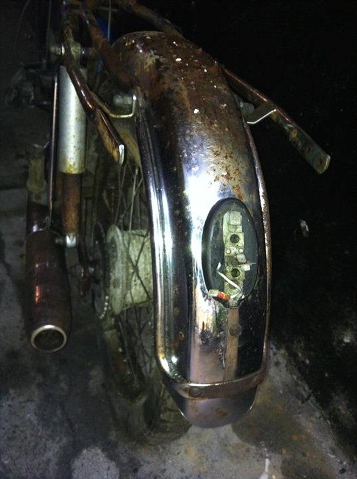 Veteraner DBS Sport - Synd, at lygteglasset og bagagebæreren mangler. billede 4