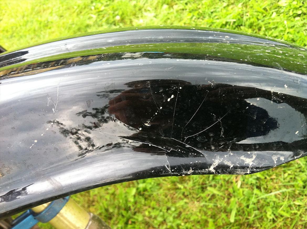 Suzuki smx - solgt - en lille skramme den fik :( billede 13