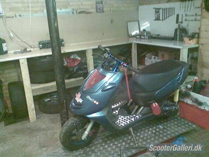 Aprilia sonic < Stage 6 Racing >< AC > Stjålet billede 2