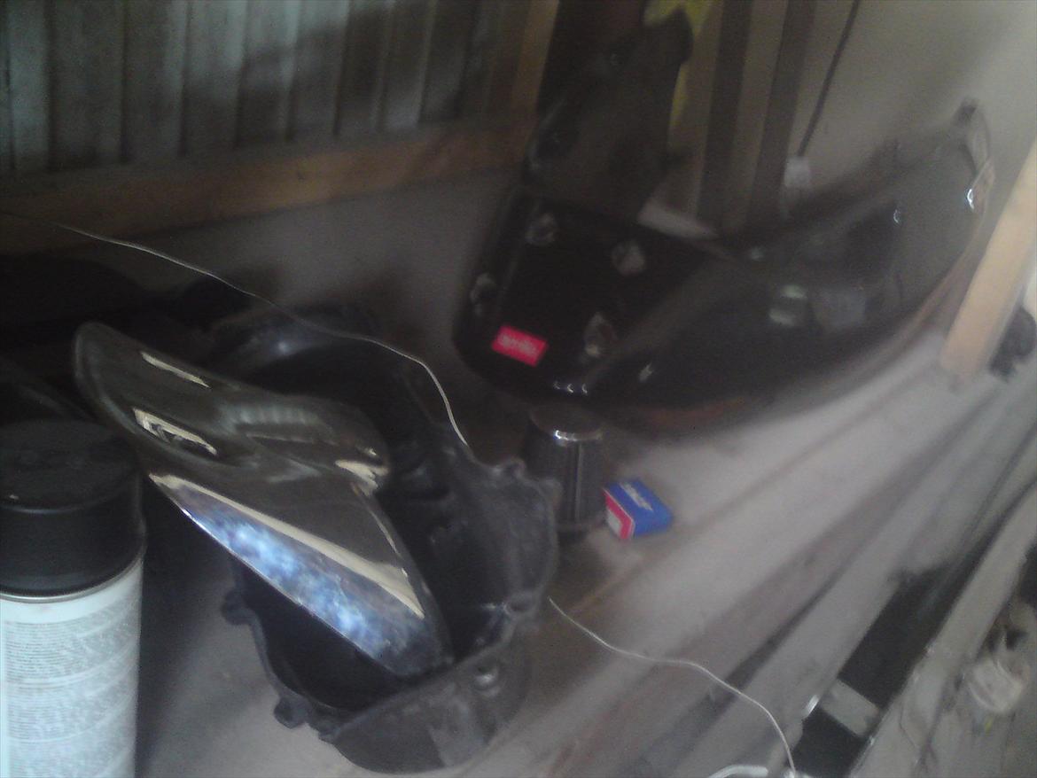 Aprilia Sonic - Projekt - lidt af delene til den, alle skjolde haves! billede 9