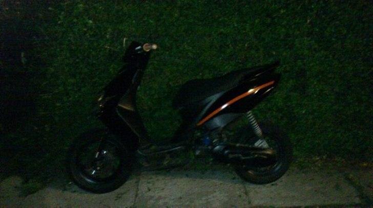 Yamaha jog r (tidl scooter) billede 7