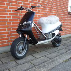 Piaggio Zip gl | Black / White