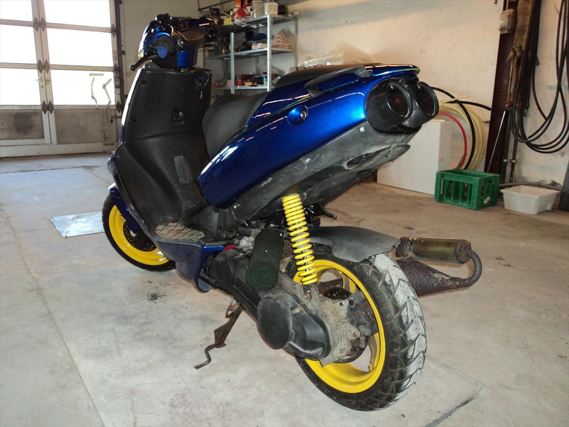 Aprilia SR50 Ditech (TIL SALG 2000kr) billede 4