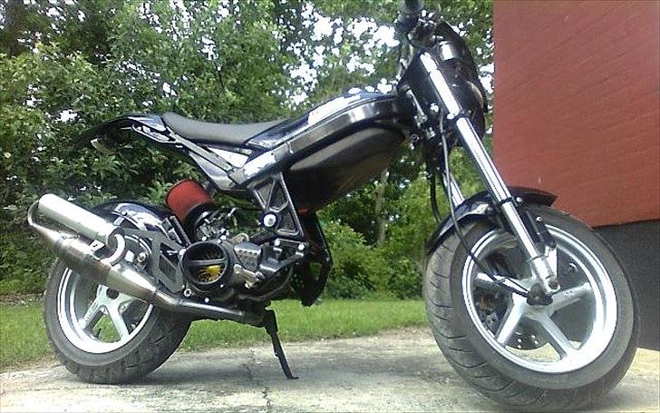 Suzuki street magic billede 3