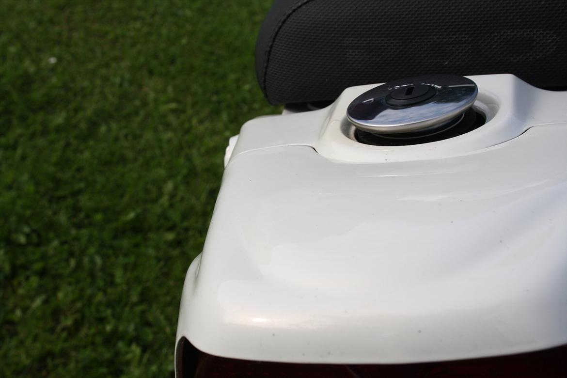 PGO hot 50 væk billede 8