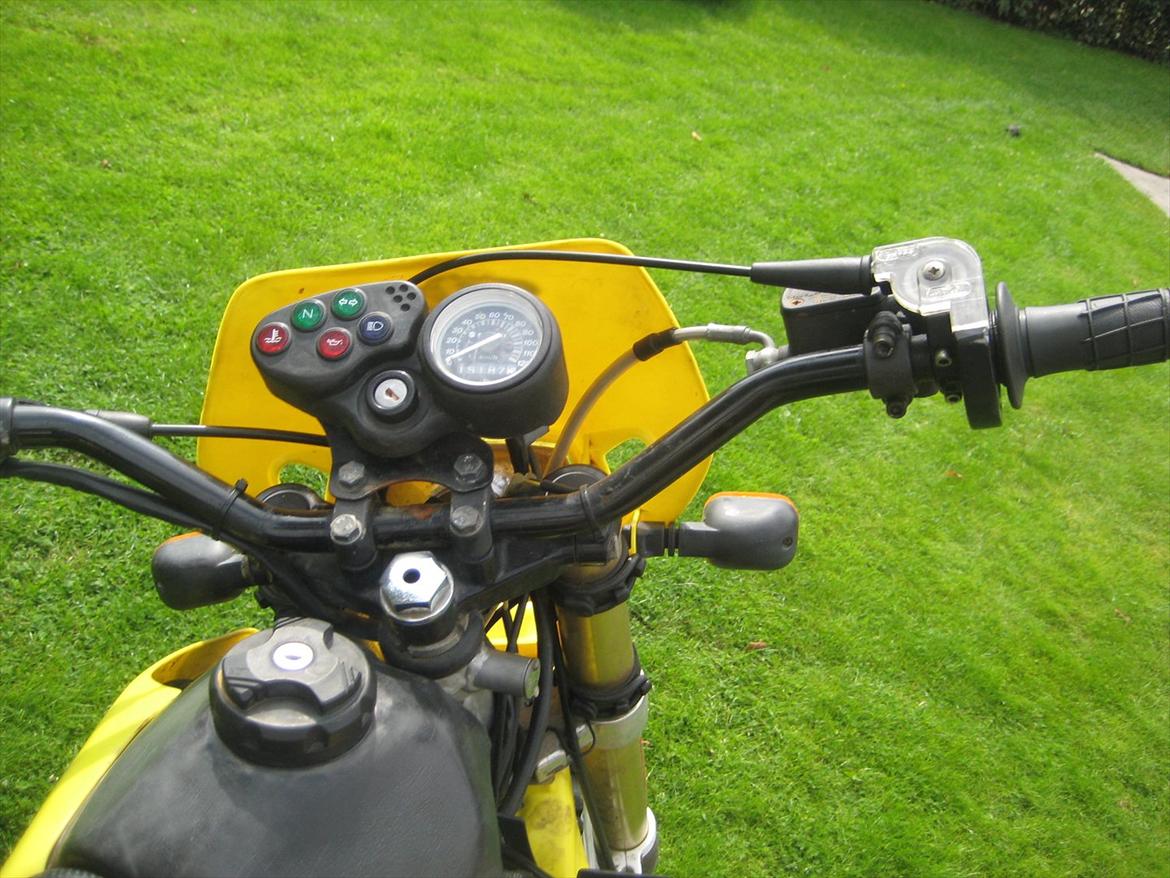 Suzuki Rmx SOLGT billede 2