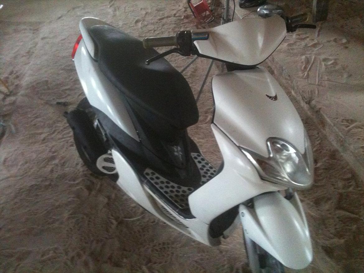 Yamaha Jog R billede 1